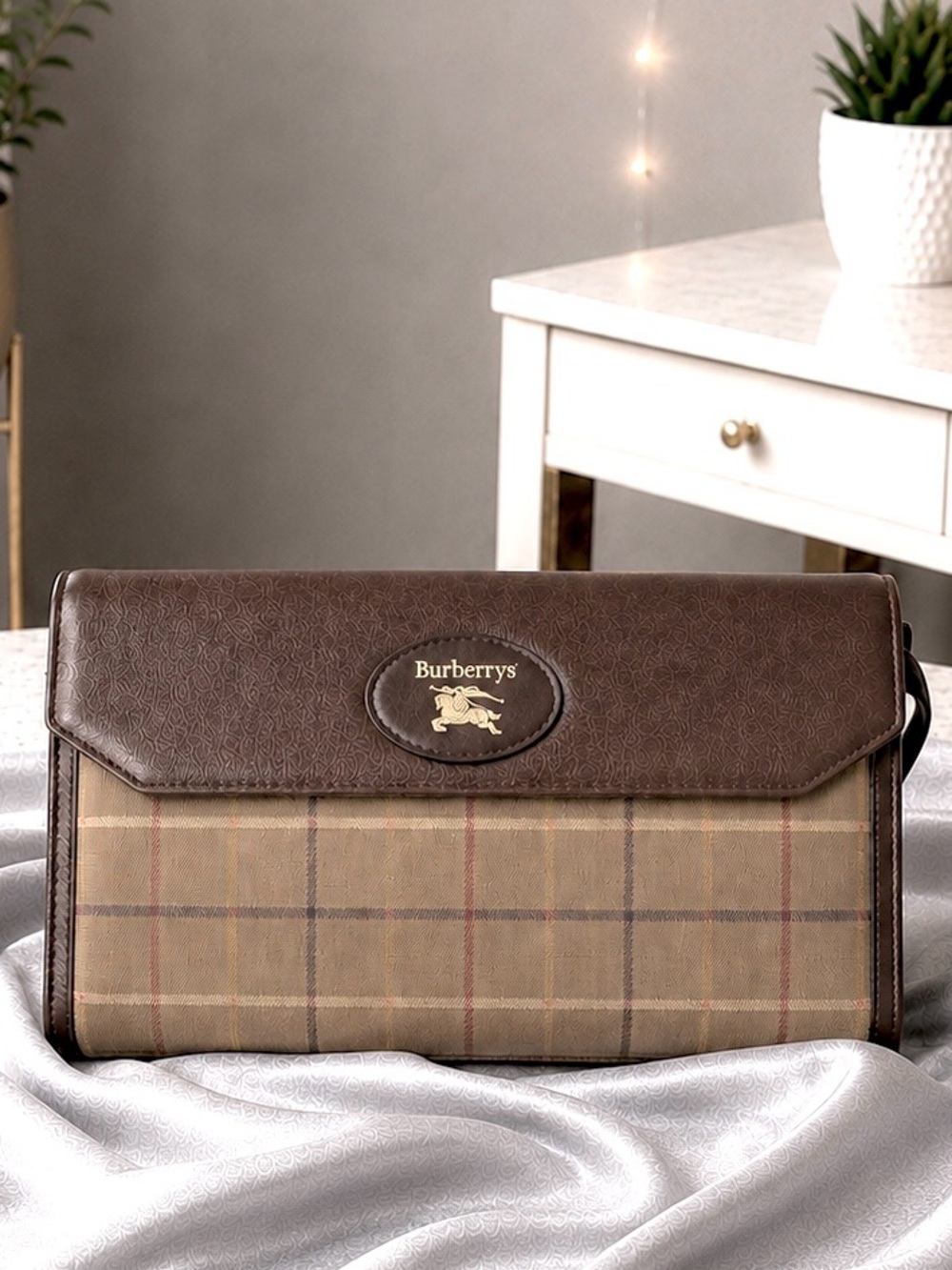 Burberry Vintage Plaid Clutch/Portfolio Case